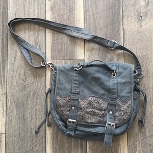 Aeropostale messenger bag